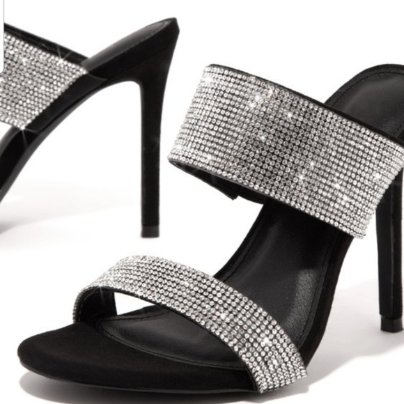 Sandals - Picture 2 of 2